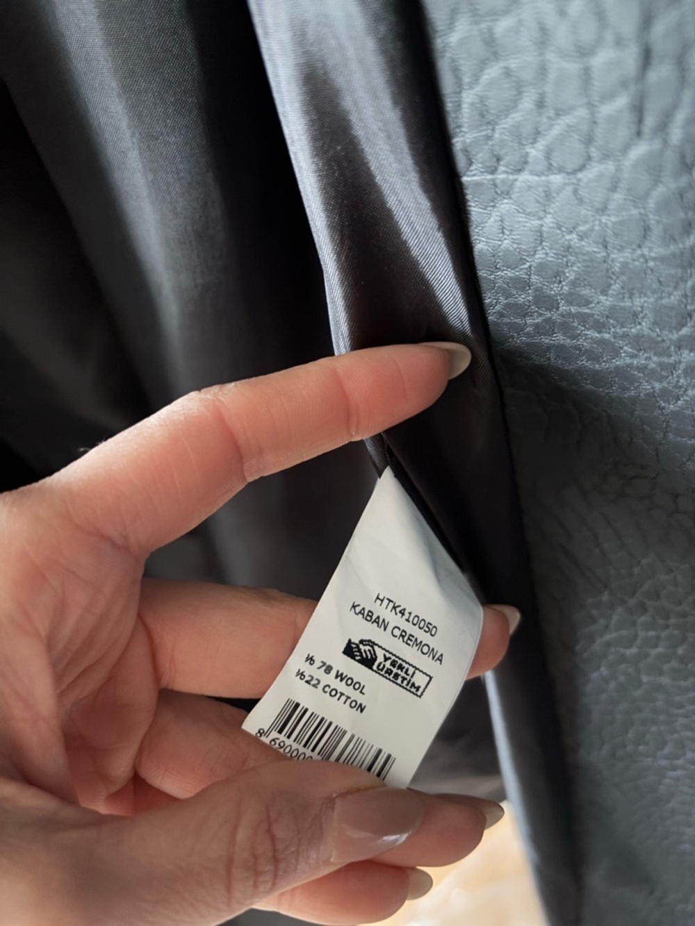 Black Trench Coat Faux Leather - Picture 10 of 12